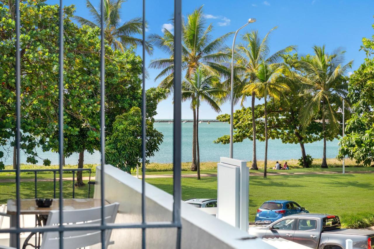 Strand Motel Townsville Exterior photo